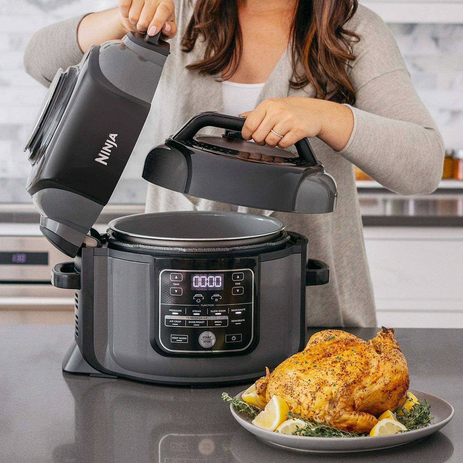 Ninja OP305 Foody 6.5 Quart Tender Crisp Pressure Cooker(Refurbished)