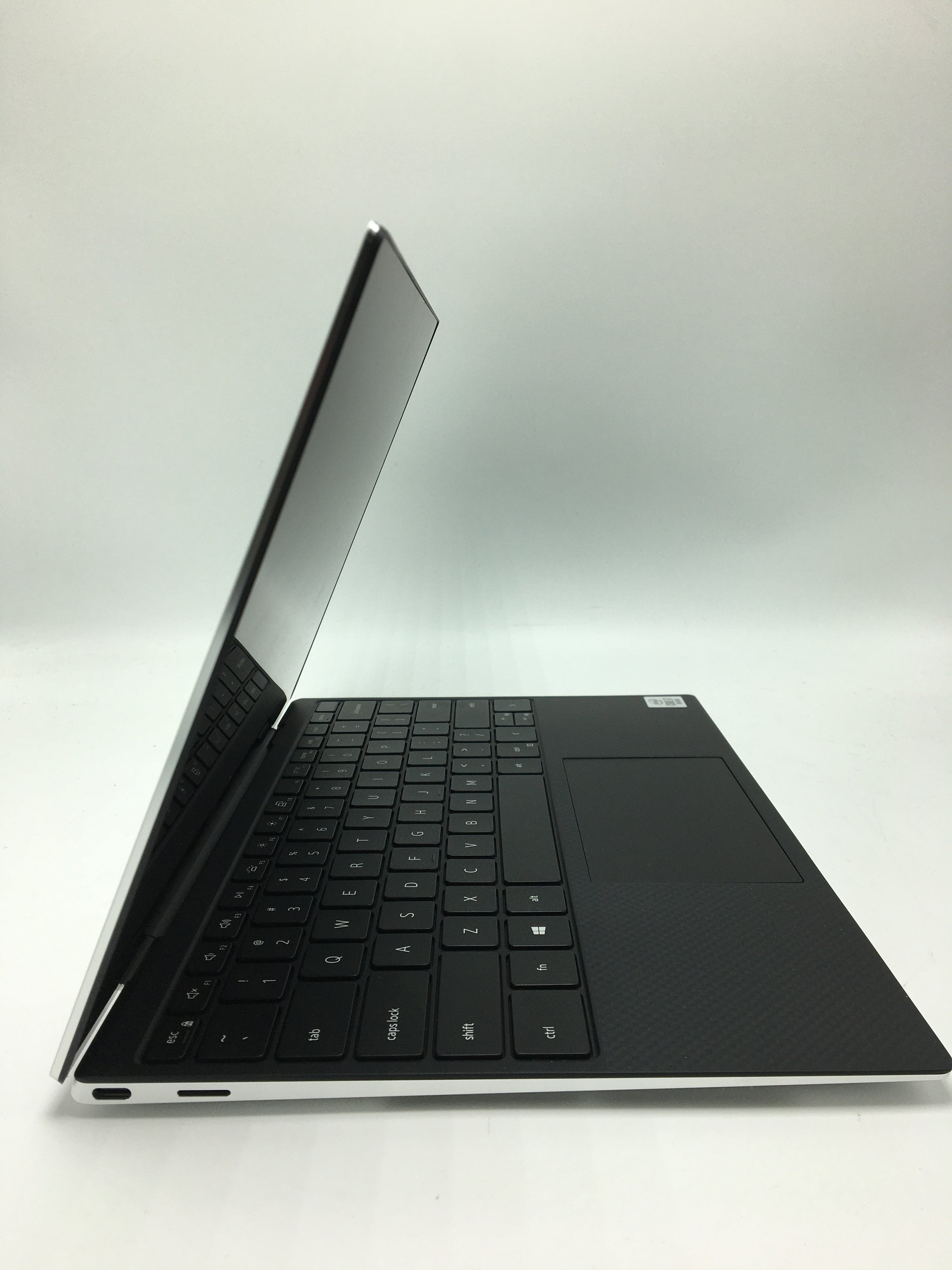 Dell New XPS 13 13.4" FHD Intel i7 -10Th Gen - 16GB RAM/1TB SSD