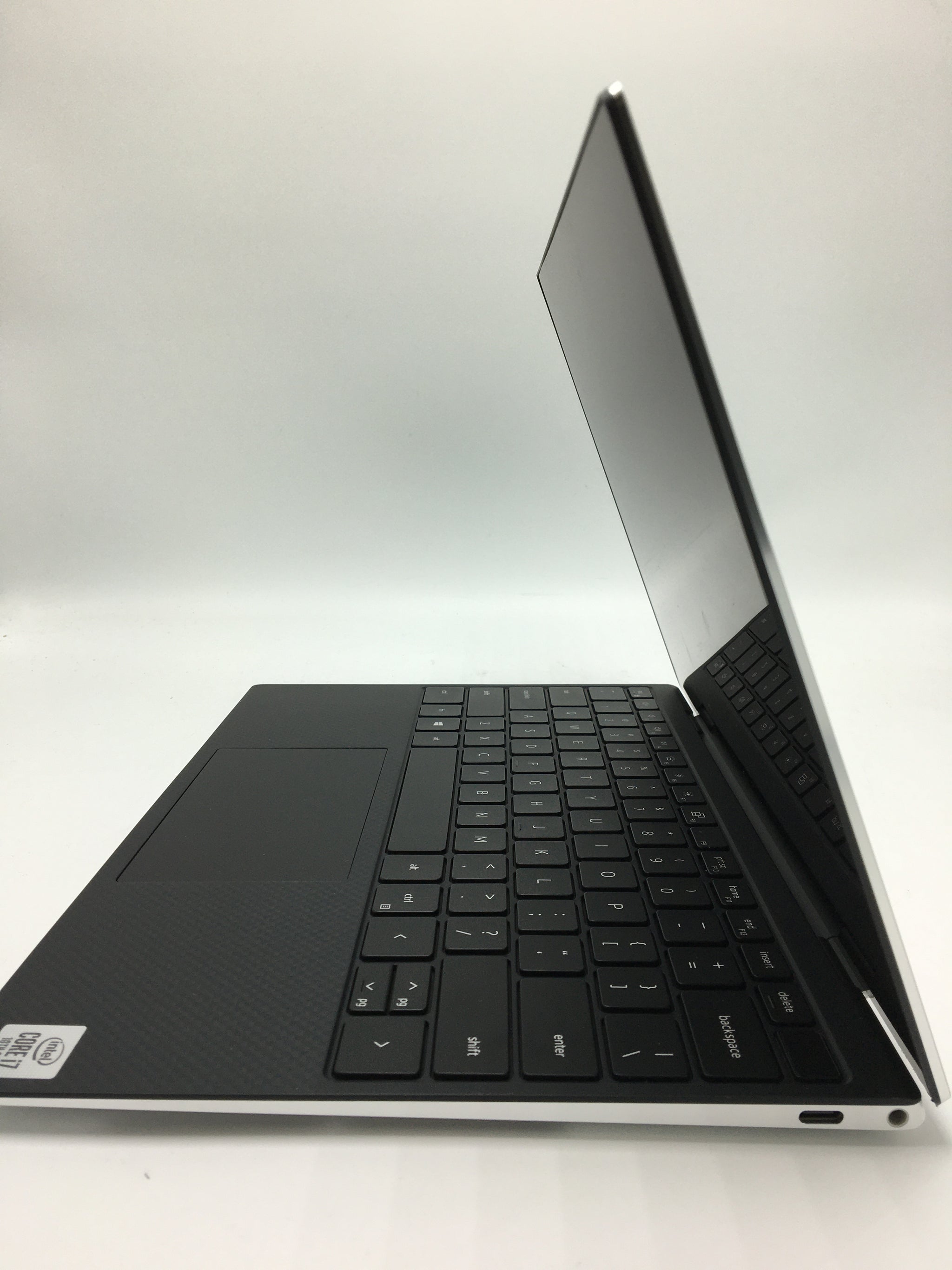 Dell New XPS 13 13.4" FHD Intel i7 -10Th Gen - 16GB RAM/1TB SSD
